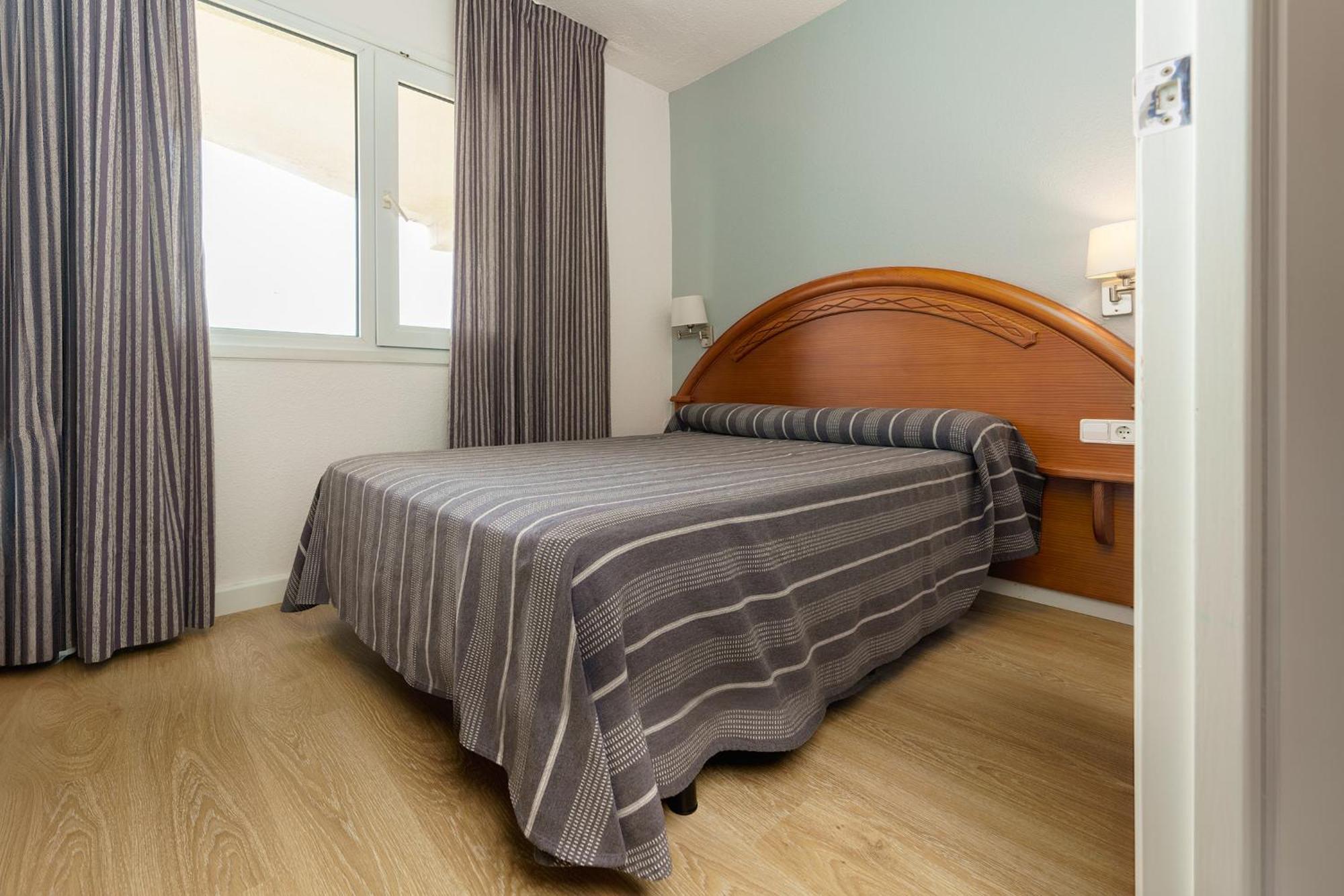 Apartamentos Turisticos Jardines Del Plaza Peñíscola Dış mekan fotoğraf