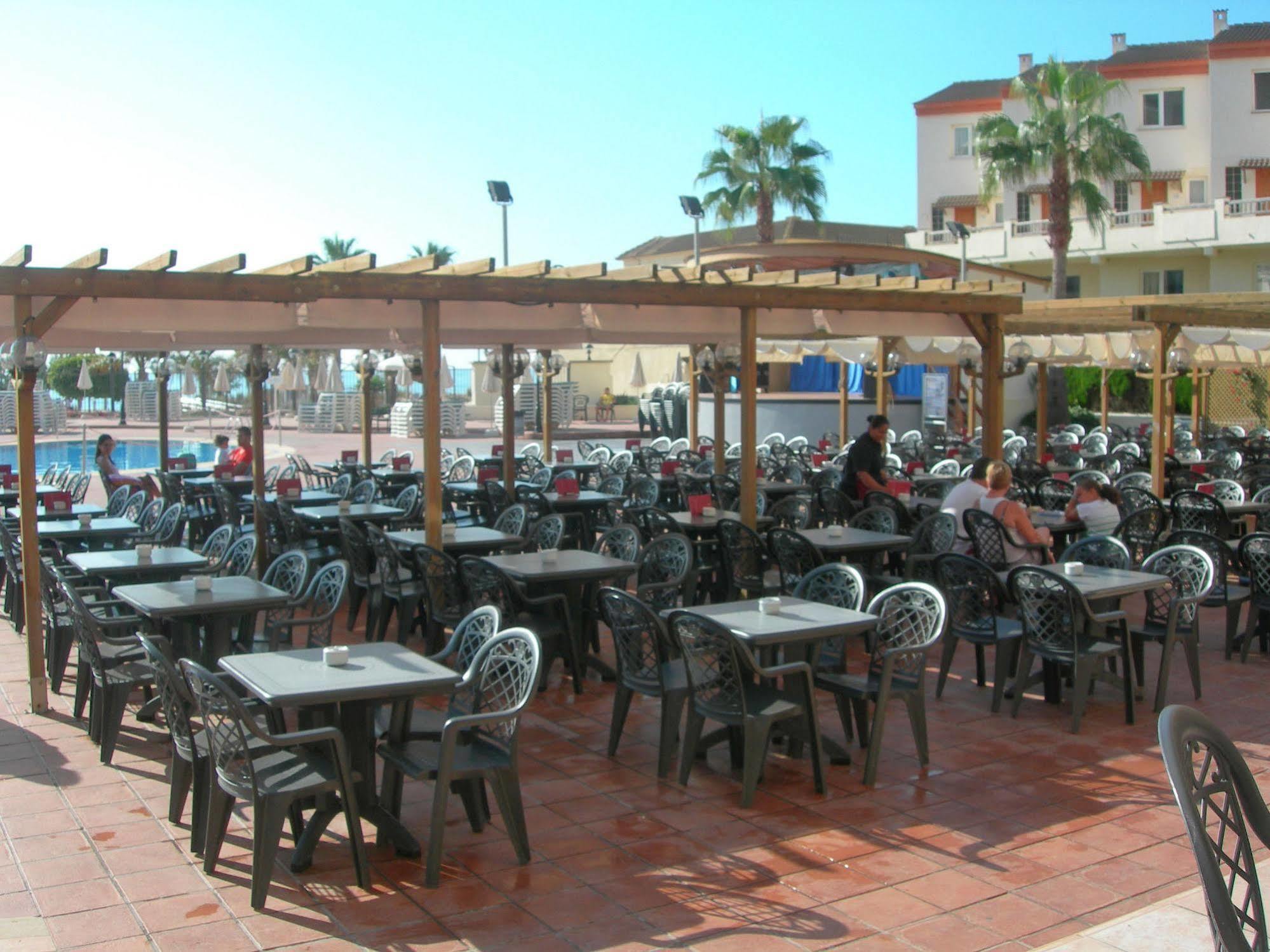 Apartamentos Turisticos Jardines Del Plaza Peñíscola Dış mekan fotoğraf