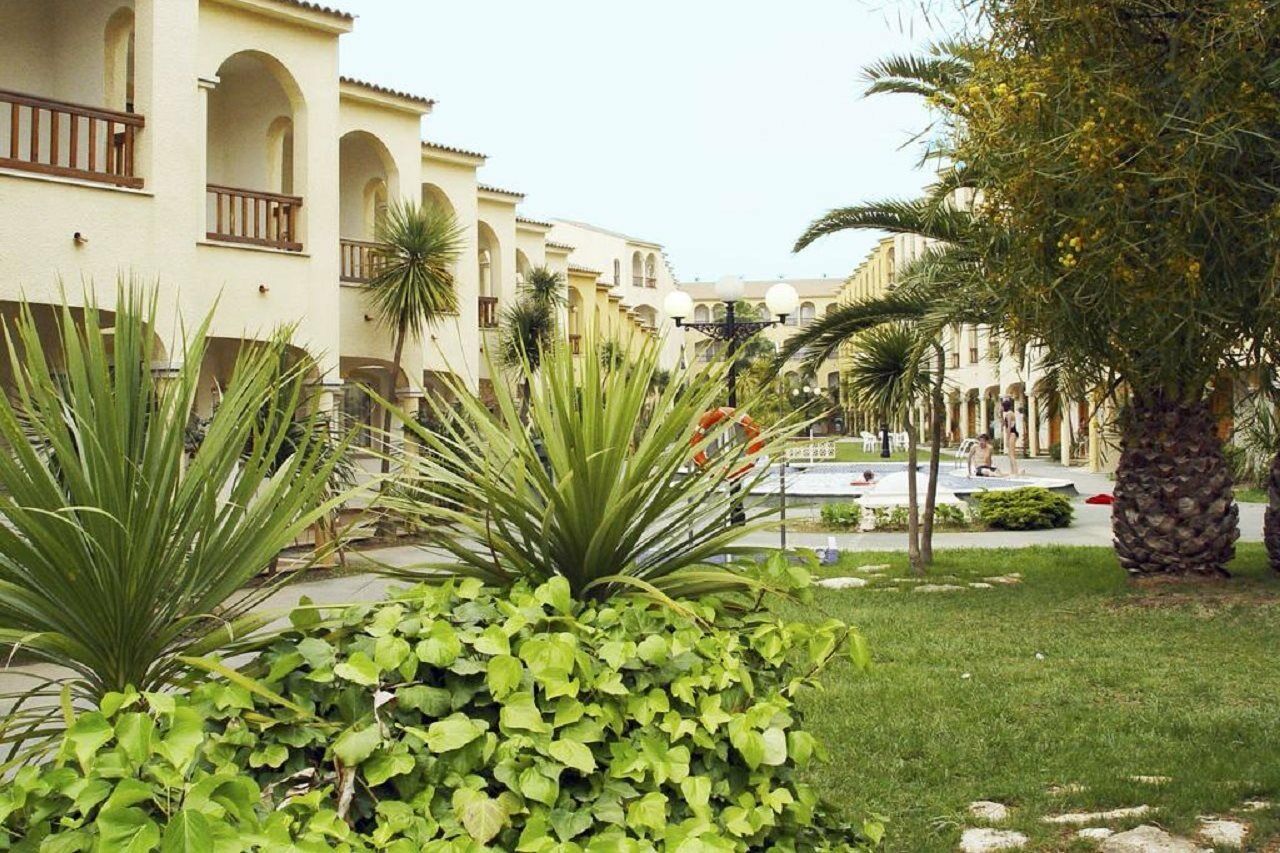 Apartamentos Turisticos Jardines Del Plaza Peñíscola Dış mekan fotoğraf