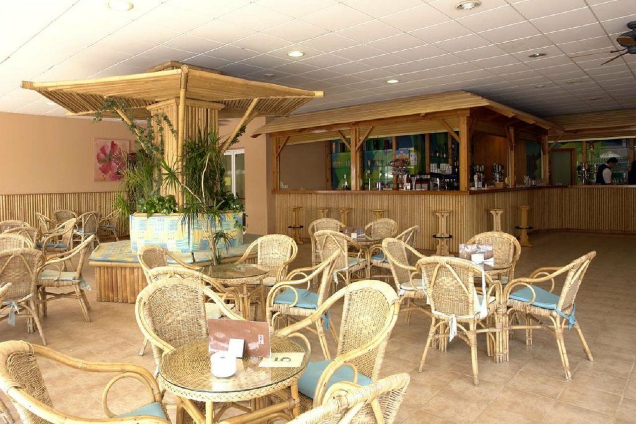 Apartamentos Turisticos Jardines Del Plaza Peñíscola Dış mekan fotoğraf